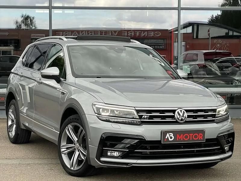 Gris Utilisé 2019 VW Tiguan Allspace R-line SUV | 28 990 € (Prix juste) - Image 1/4