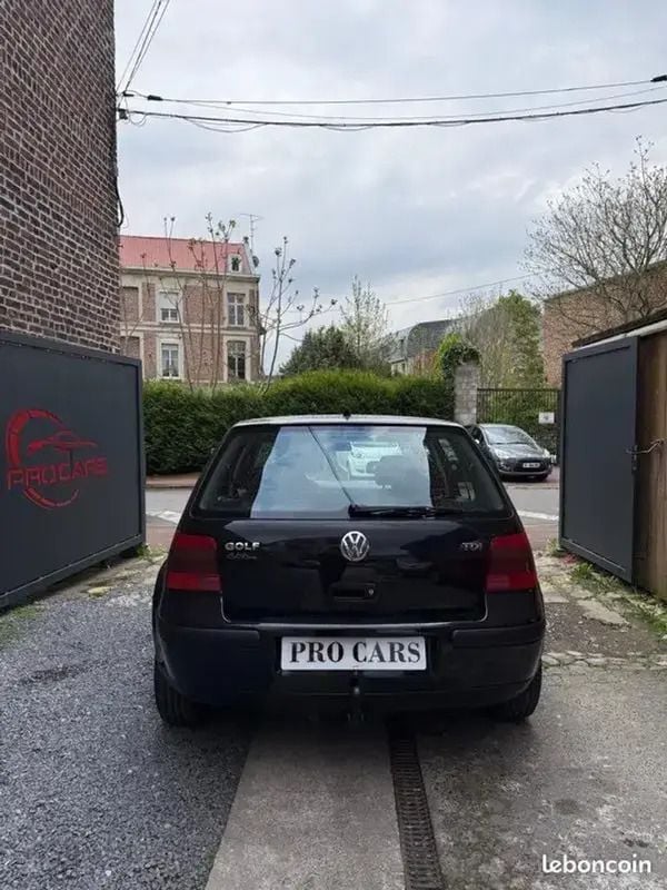 Image 2/4