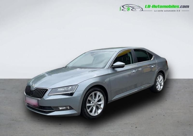 Utilisé 2016 Skoda Superb Berline | 22 900 € (Prix juste) - Image 1/4