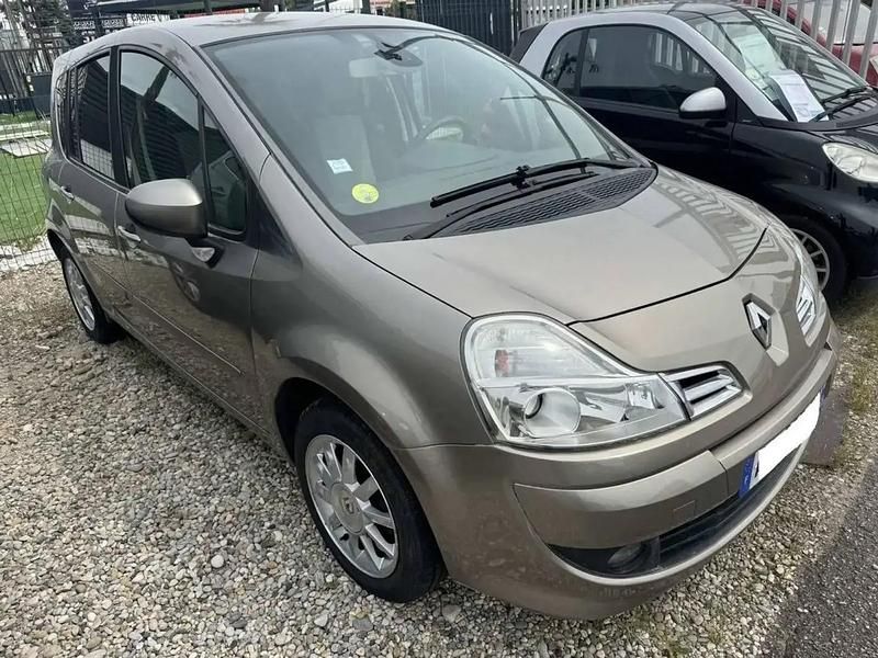 Beige Occasion 2009 Renault Modus Dynamique Monospace | 7 490 € (Prix assez cher) - Image 1/4