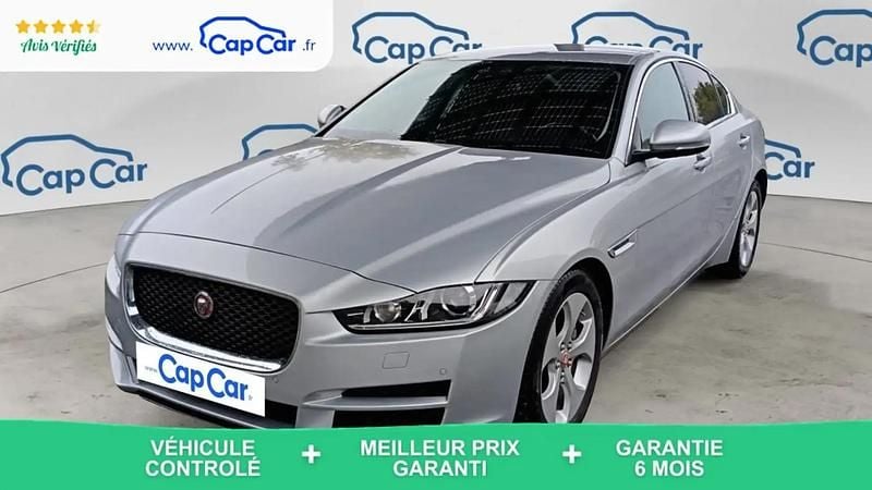 Utilisé 2015 Jaguar XE Prestige Berline | 15 990 € (Prix juste) - Image 1/4