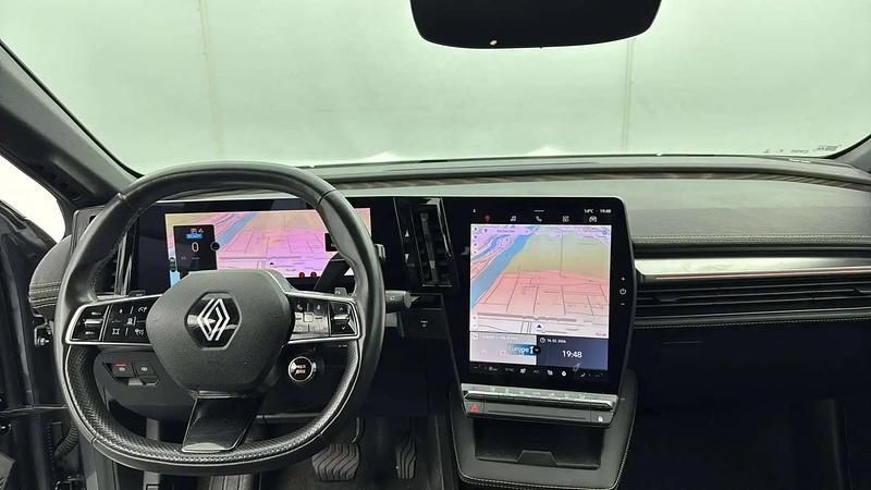 Occasion Renault Megane E-Tech Iconic 161 kW (220 ch) 2022 Gris Berline