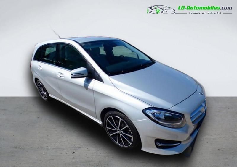 Utilisé 2018 Mercedes B220 Monospace | 27 200 € - Image 1/4