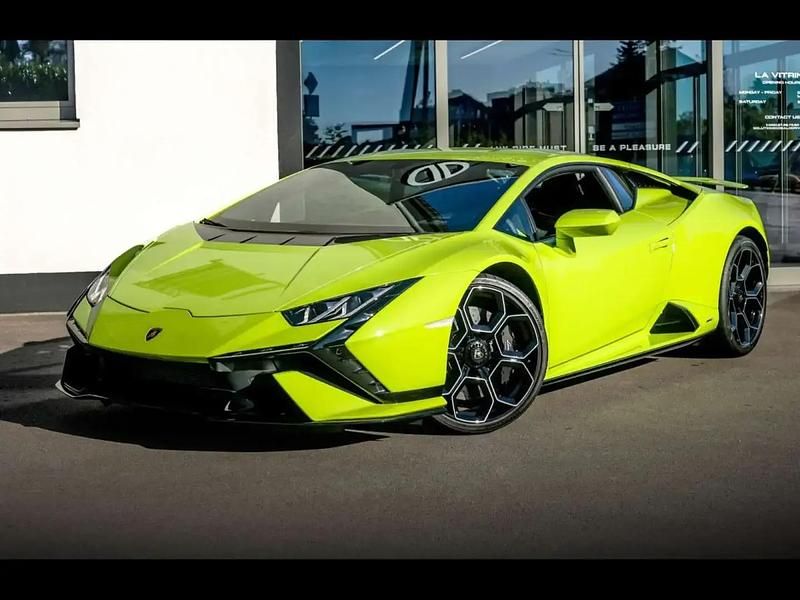 Vert Utilisé 2024 Lamborghini Huracán Coupé | 315 896 € - Image 1/4
