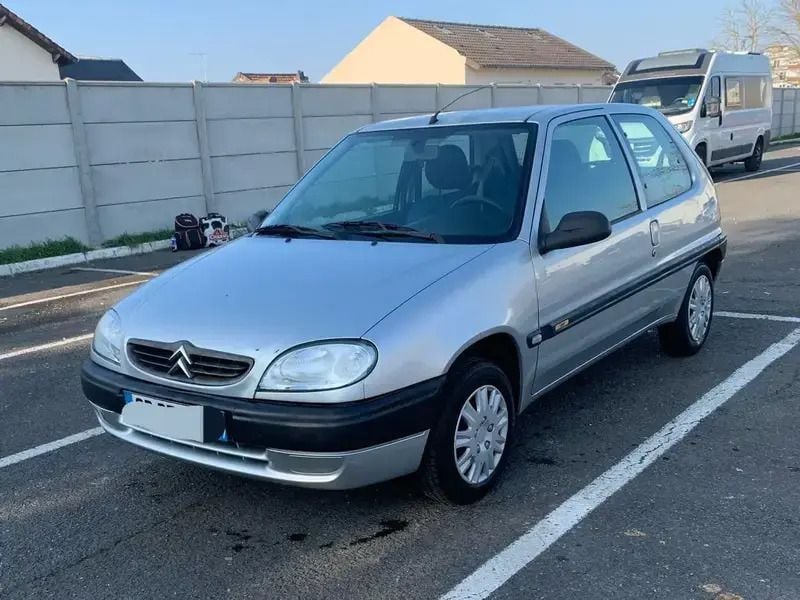 Gris Utilisé 2002 Citroën Saxo Citadine | 2 000 € - Image 1/4