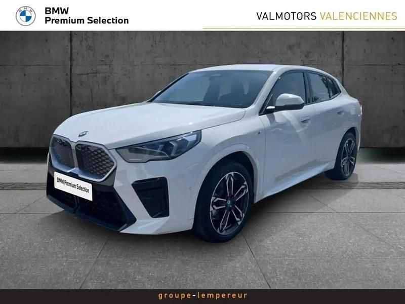 Blanc Occasion 2025 BMW iX2 M Sport SUV | 43 990 € (Prix assez cher) - Image 1/4