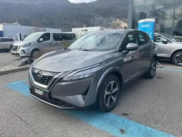 Gris Utilisé 2023 Nissan Qashqai SUV | 29 990 € (Prix juste) - Image 1/4