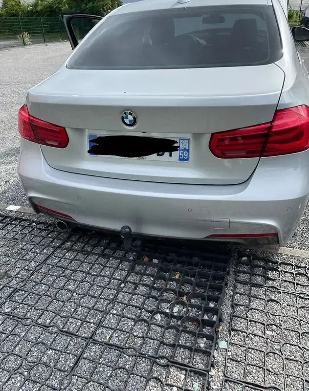 Gris Utilisé 2018 BMW 318 Gran Turismo M Sport Berline | 17 500 € - Image 1/4