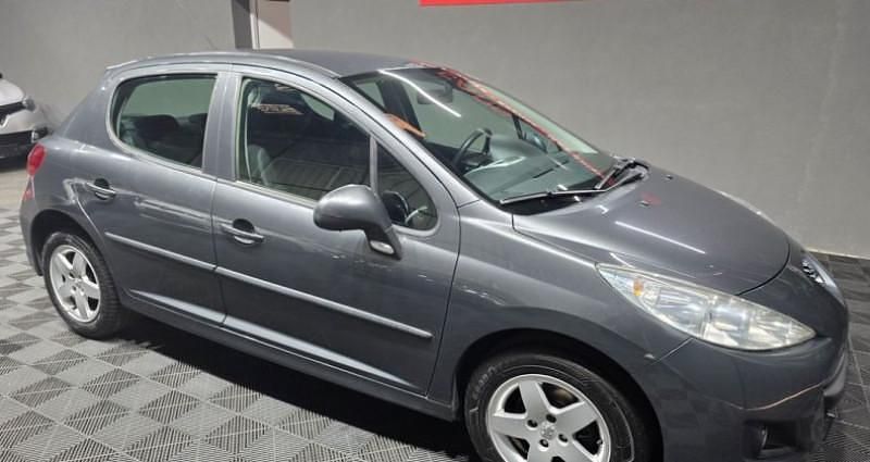 Utilisé 2011 Peugeot 207 Urban Move Citadine | 4 990 € (Bon prix) - Image 1/4