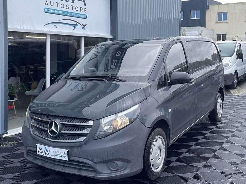 Occasion Mercedes Vito 114 ch (83 kW) 2018 Gris Van