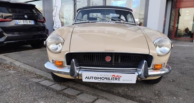 Occasion MG B 95 ch (69 kW) 1971 Beige Cabriolet