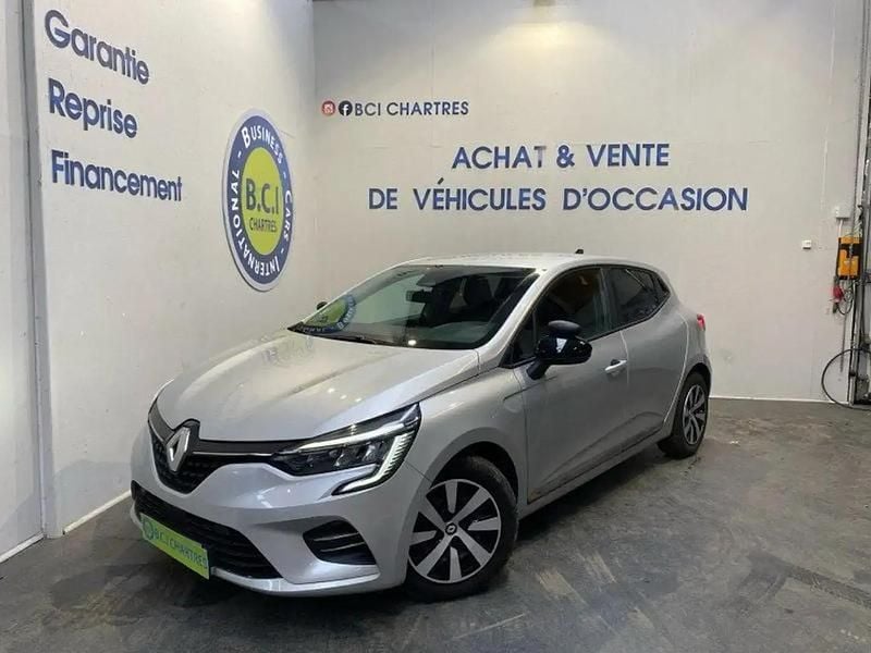 Gris Occasion 2023 Renault Clio V Evolution Berline | 15 490 € (Prix juste) - Image 1/4