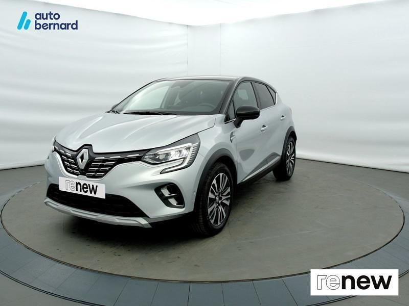 Biton Utilisé 2023 Renault Captur Iconic SUV | 23 490 € (Prix assez cher) - Image 1/4
