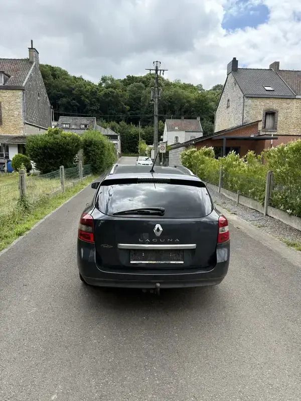 Utilisé 2011 Renault Laguna III Bose Edition Break | 1 700 € (Super prix) - Image 1/4