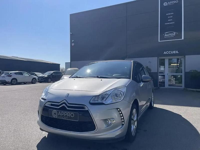 Gris Occasion 2015 DS Automobiles DS3 Chic Berline | 6 490 € (Prix juste) - Image 1/4