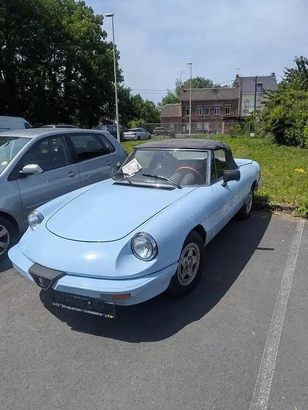 Occasion 1983 Alfa Romeo Spider Cabriolet | 11 990 € - Image 1/4