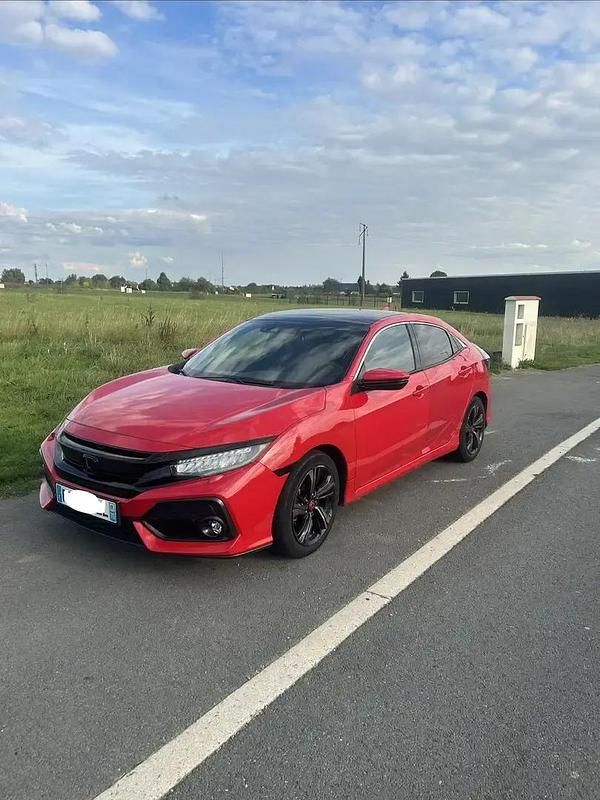 Utilisé 2019 Honda Civic Exclusive Berline | 17 000 € (Prix assez cher) - Image 1/4