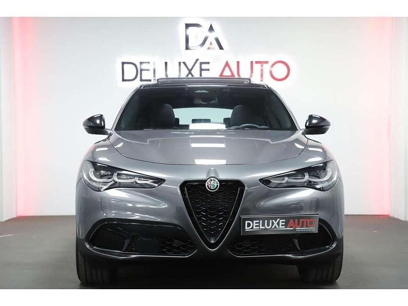 Occasion Alfa Romeo Stelvio Sprint 160 ch (117 kW) 2024 Gris SUV