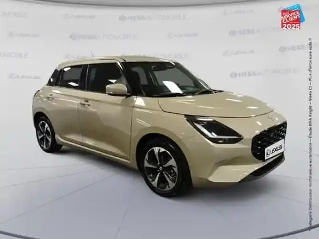 Occasion Suzuki Swift 84 ch (61 kW) 2025 Caravan ivory pearl metal Berline