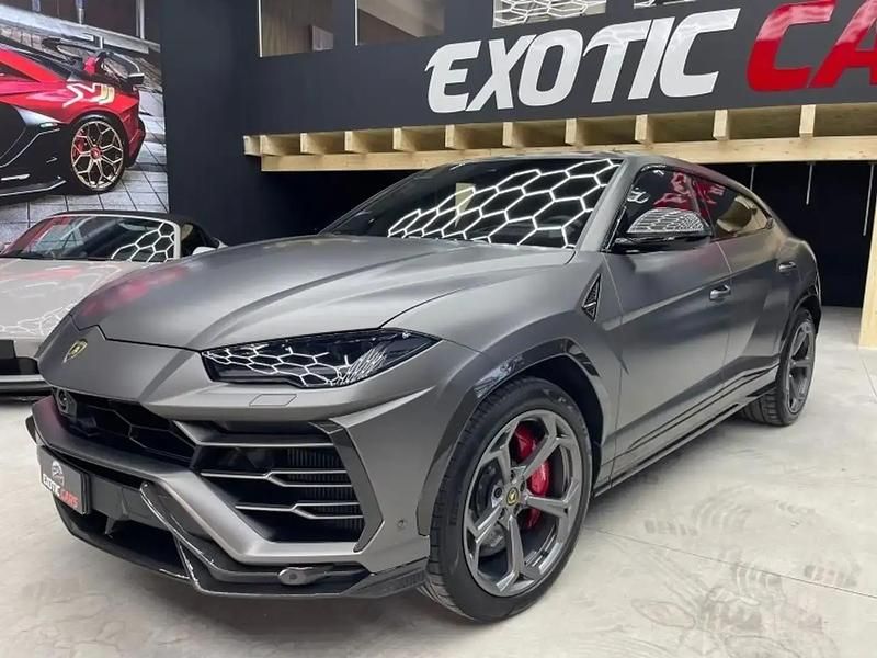 Gris Utilisé 2022 Lamborghini Urus SUV | 254 900 € - Image 1/4