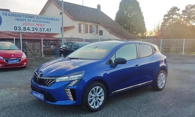 Bleu Nouvelle 2025 Renault Clio V Evolution Berline | 20 890 € (Prix juste) - Image 1/2