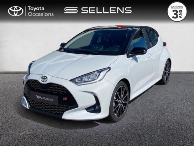 Gris Utilisé 2025 Toyota Yaris Hybrid Sport | 27 850 € (Prix assez cher) - Image 1/4
