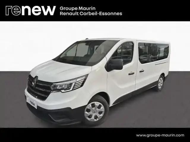 Occasion Renault Trafic Zen 150 ch (110 kW) 2023 Blanc glacier Monospace