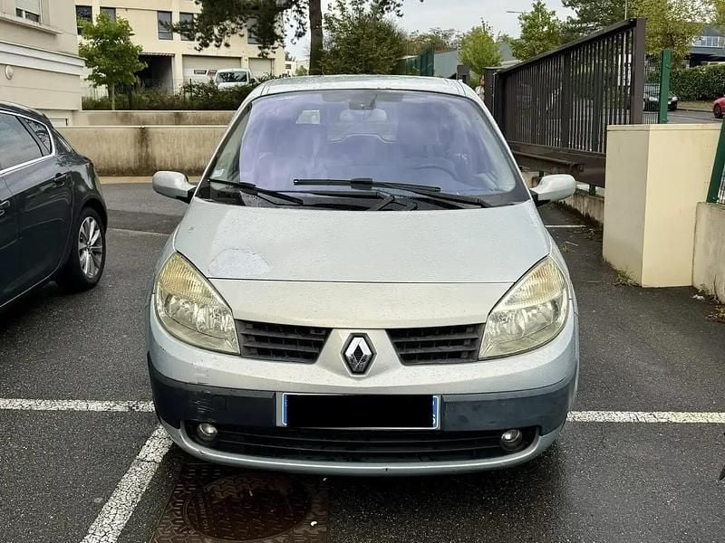 Argent Utilisé 2004 Renault Scénic II Authentique Monospace | 3 290 € - Image 1/4