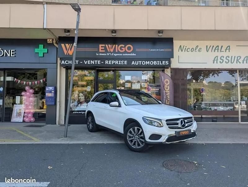 Blanc Utilisé 2017 Mercedes GLC250 Business SUV | 24 490 € (Prix juste) - Image 1/4