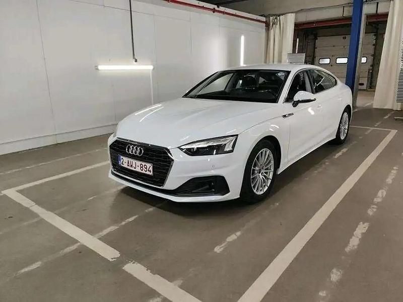Blanc Utilisé 2021 Audi A5 Sportback Citadine | 27 990 € (Super prix) - Image 1/2