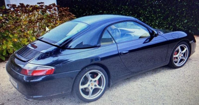 Utilisé 2003 Porsche 911 Carrera Cabriolet | 39 500 € (Prix juste) - Image 1/4
