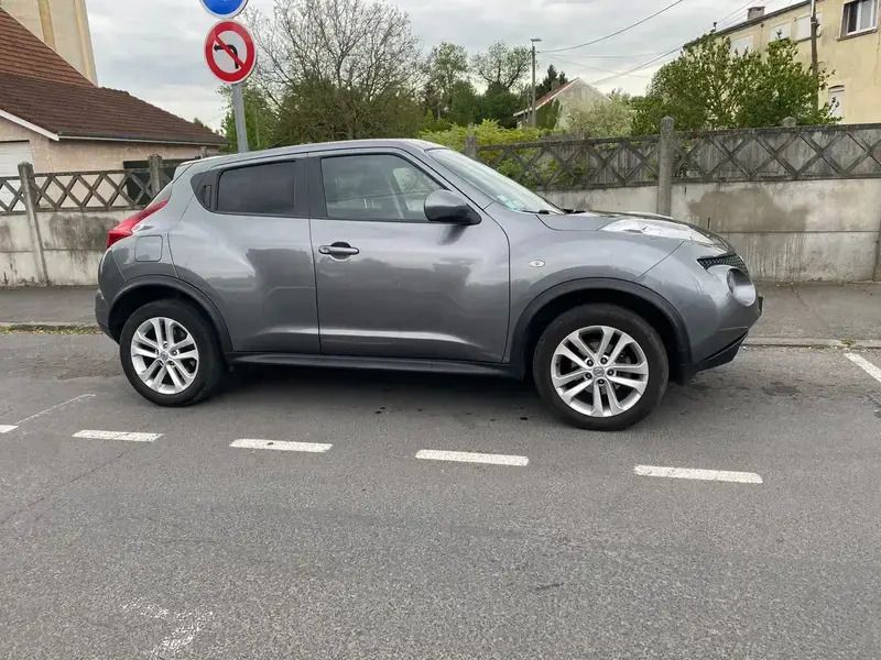 Argent Utilisé 2010 Nissan Juke Visia SUV | 5 990 € (Prix cher) - Image 1/4