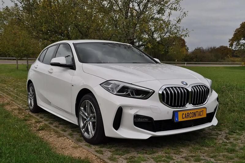Blanc Utilisé 2022 BMW 118 M Sport Citadine | 24 410 € (Bon prix) - Image 1/4