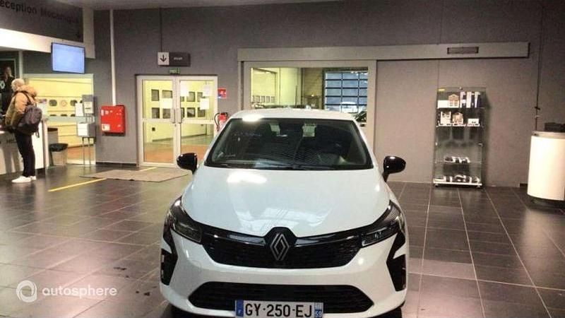 Occasion Renault Clio V Evolution 92 ch (67 kW) 2024 Orange Berline