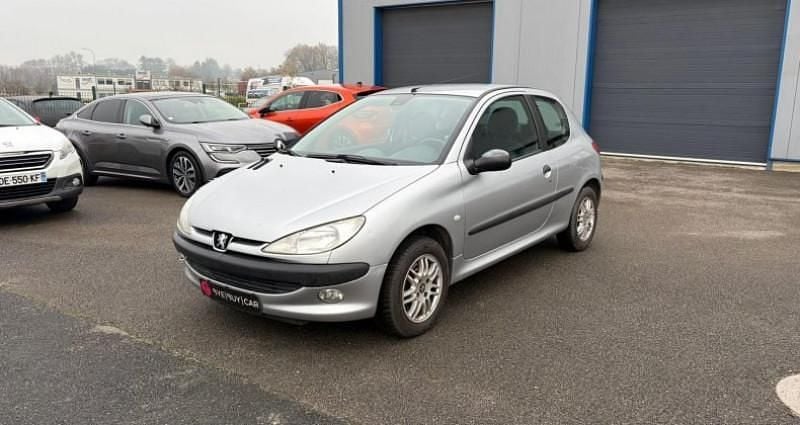 Occasion 2001 Peugeot 206 Premium Citadine | 4 490 € (Prix assez cher) - Image 1/4