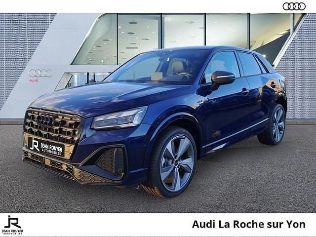 Bleu navarre métallisé Occasion 2024 Audi Q2 S-Line SUV | 42 899 € - Image 1/4