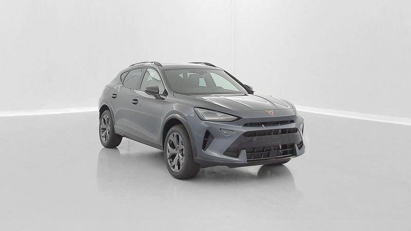 Gris Nouvelle 2025 Cupra Formentor SUV | 35 900 € (Bon prix) - Image 1/4