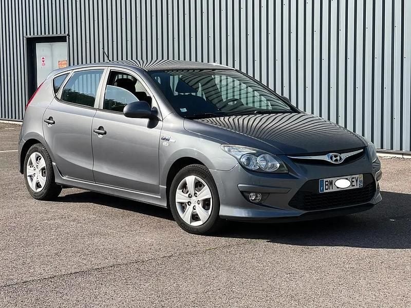 Utilisé 2011 Hyundai i30 Berline | 3 990 € - Image 1/4