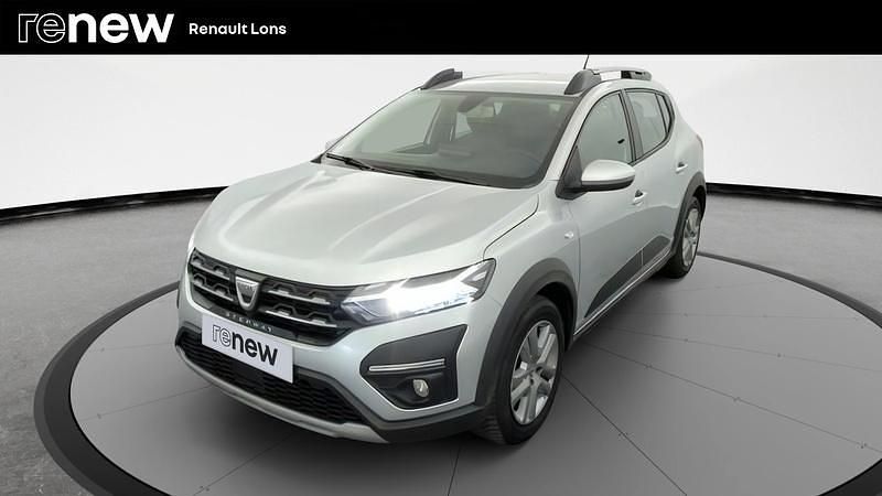 Gris Utilisé 2022 Dacia Sandero Comfort Citadine | 13 490 € (Prix juste) - Image 1/3