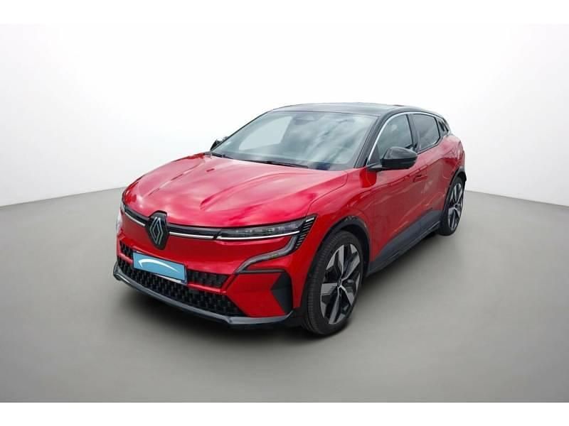 Rouge Utilisé 2022 Renault Mégane Techno Berline | 22 290 € (Prix juste) - Image 1/4
