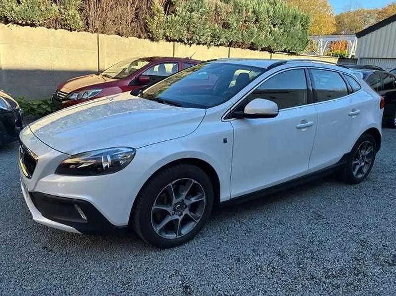 Blanc Occasion 2016 Volvo V40 CC Ocean Race Break | 14 750 € - Image 1/4