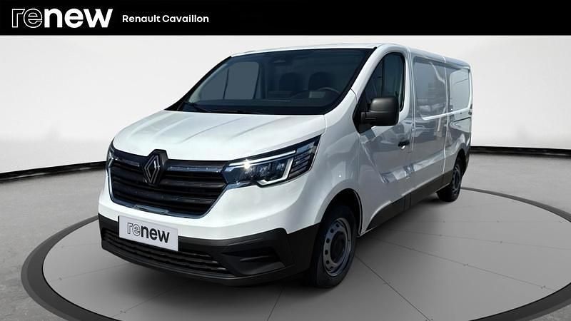 Blanc Nouvelle 2024 Renault Trafic Van | 31 990 € (Prix juste) - Image 1/4