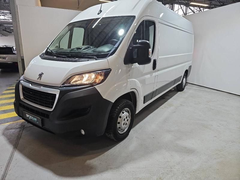 Blanc Utilisé 2022 Peugeot Boxer S Van | 24 990 € (Prix assez cher) - Image 1/4