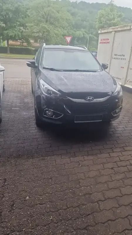 Utilisé 2014 Hyundai ix35 SUV | 11 600 € (Super prix) - Image 1/4