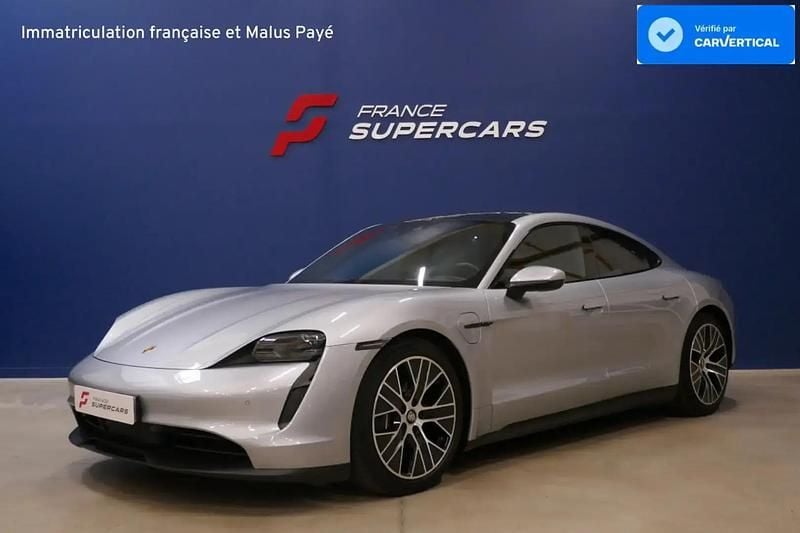 Utilisé 2021 Porsche Taycan Performance Package Berline | 69 900 € (Prix assez cher) - Image 1/4