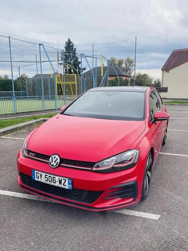 Occasion VW Golf VII GTI 245 ch (180 kW) 2018 Rouge Berline