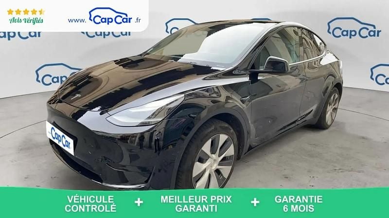 Noir Occasion 2023 Tesla Model Y Standard Range SUV | 28 990 € (Super prix) - Image 1/4
