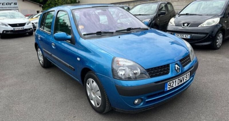 Bleu Utilisé 2003 Renault Clio II Citadine | 2 590 € (Bon prix) - Image 1/4