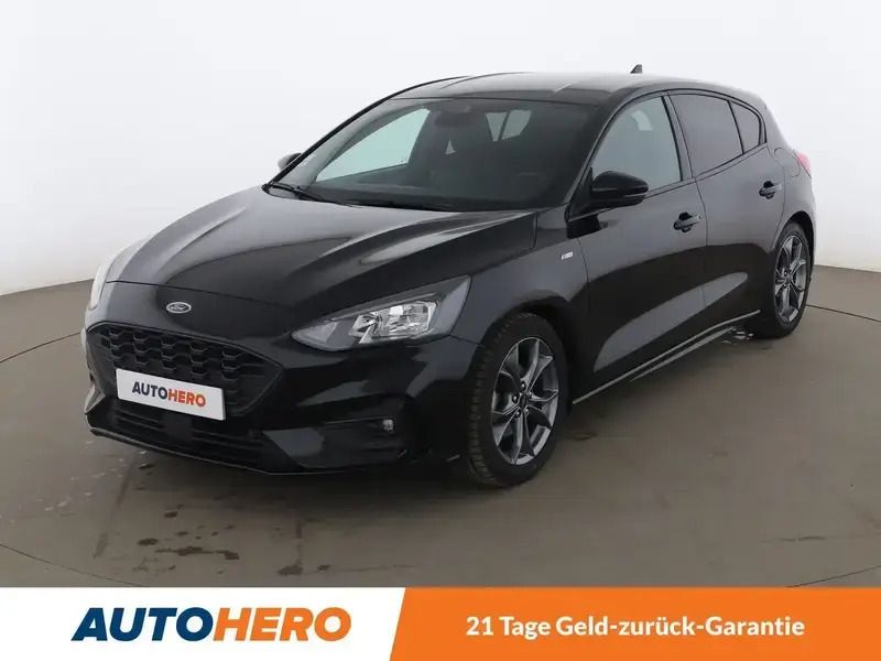 Noir Utilisé 2020 Ford Focus ST-Line Berline | 16 490 € (Bon prix) - Image 1/2