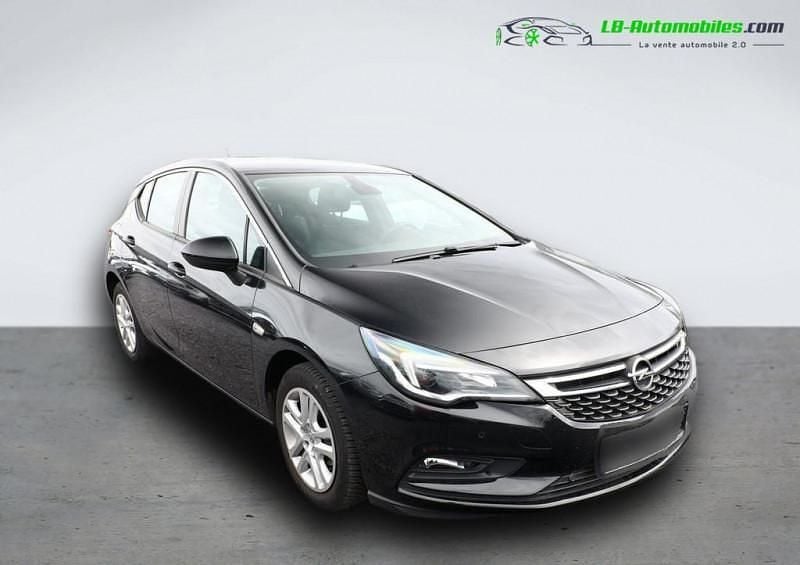 Utilisé 2019 Opel Astra Berline | 21 900 € (Bon prix) - Image 1/3